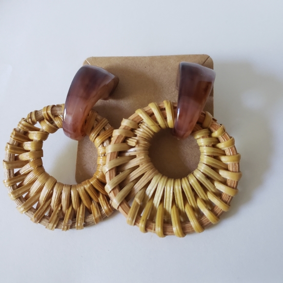 Handmade bohemian rattan earrings - Picture 2 of 6